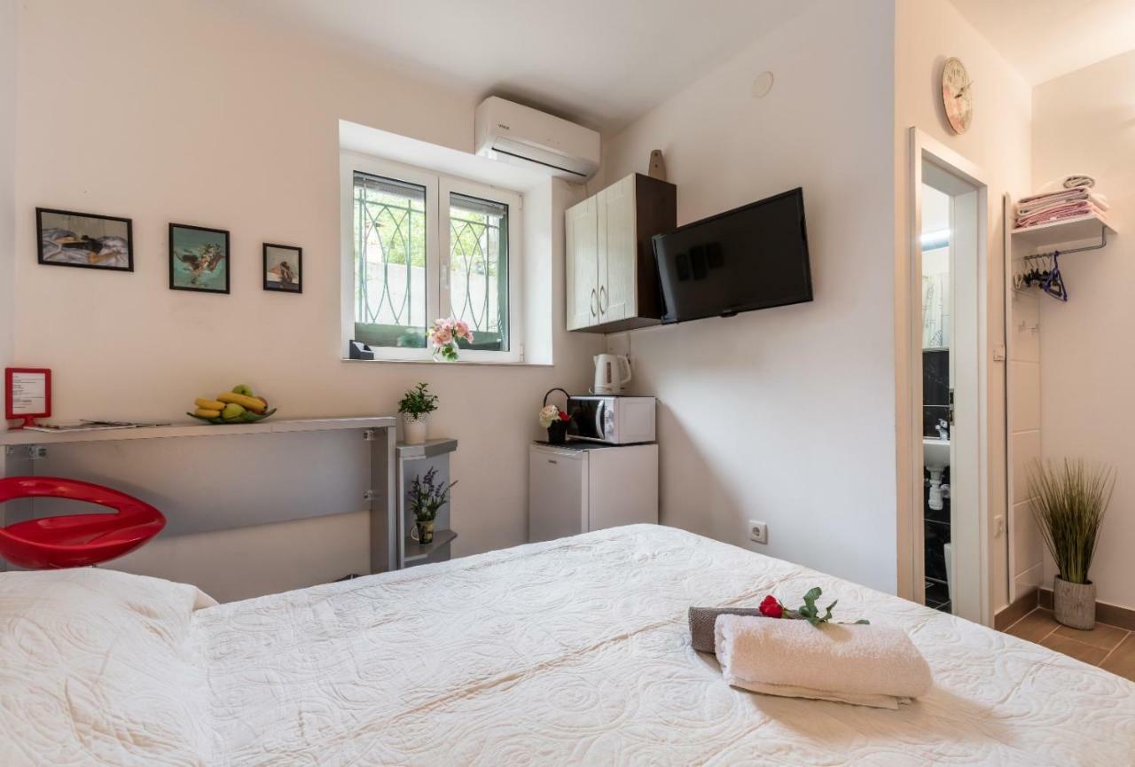 Guest House Beach & City Split Extérieur photo